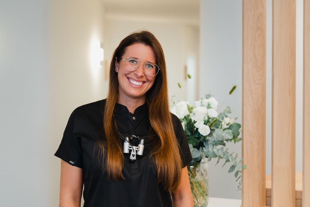 Zahnarzt-Westerstede-Team-Dr_Celina_Beyer