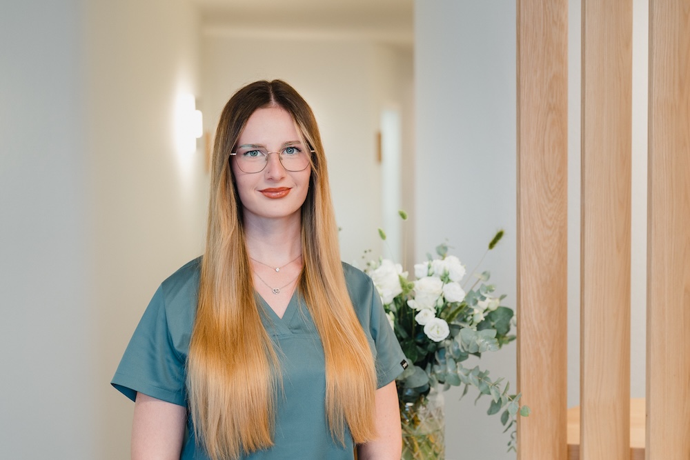 Zahnarzt-Westerstede-Team-Lina_Zerb